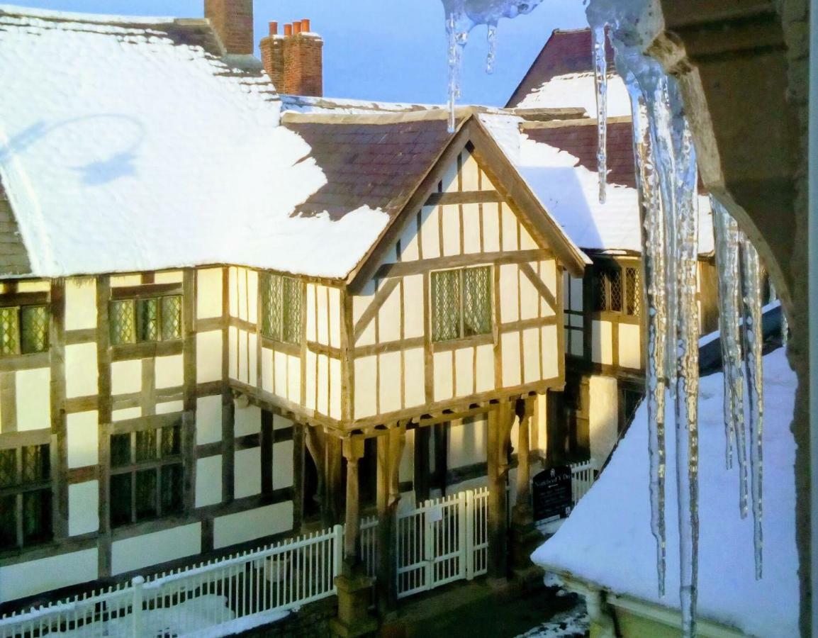 Castle Street Cottage Ruthin Exterior photo